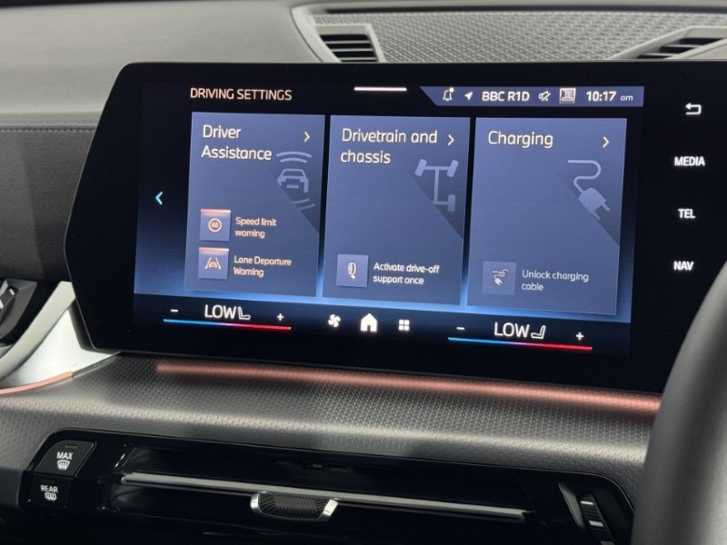 2025 (75) BMW iX2 150kW eDrive20 Shadow Edition 65kWh 5dr Auto 5585908