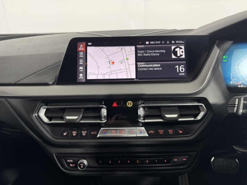2022 (71) BMW 1 SERIES M135i xDrive 5dr Step Auto 5581747