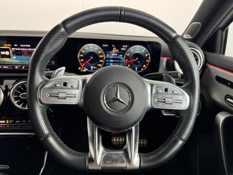 2020 (70) MERCEDES-BENZ A CLASS A35 4Matic Premium Plus 5dr Auto 5622185