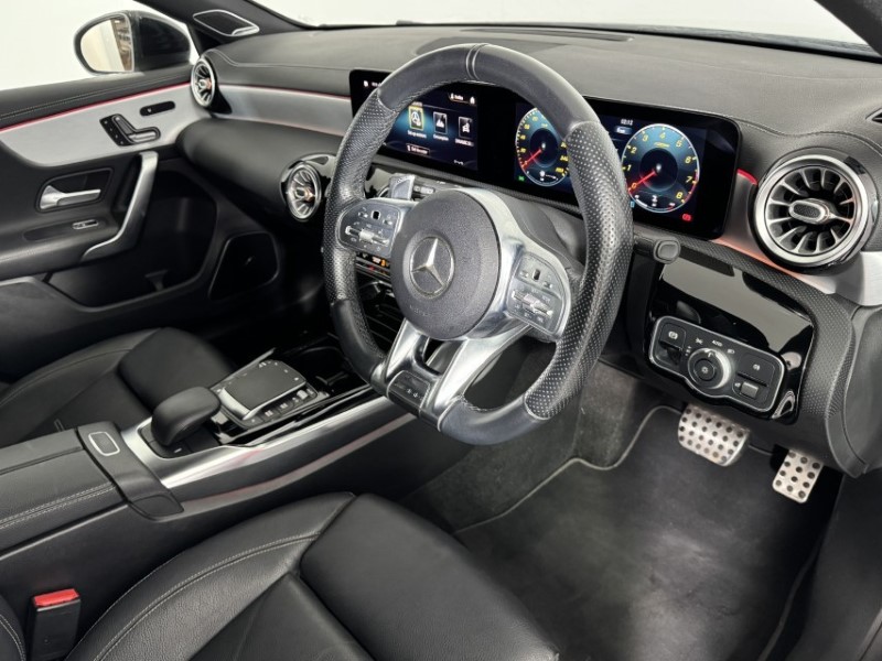 2020 (70) MERCEDES-BENZ A CLASS A35 4Matic Premium Plus 5dr Auto 5622206