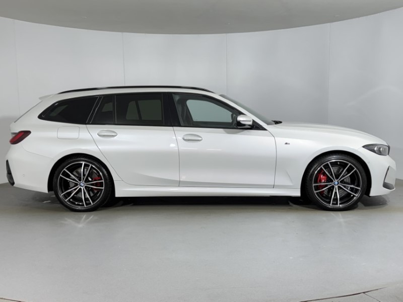 2023 (73) BMW 3 SERIES 320d MHT M Sport 5dr Step Auto 5580436