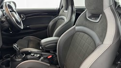 2023 (23) MINI HATCHBACK 1.5 Cooper Sport 3dr Auto 5577307