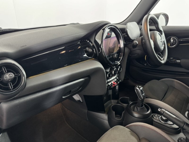 2023 (23) MINI HATCHBACK 1.5 Cooper Sport 3dr Auto 5577308