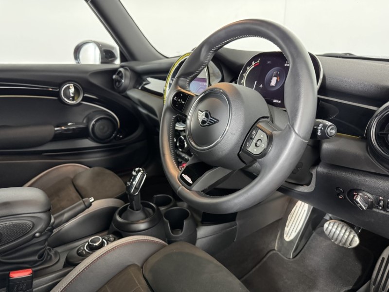 2023 (23) MINI HATCHBACK 1.5 Cooper Sport 3dr Auto 5577267