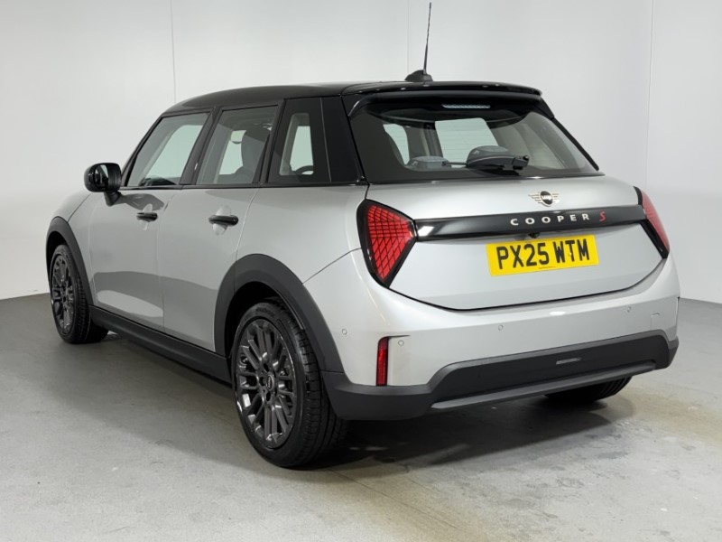 2025 (25) MINI COOPER 2.0 S Classic 5dr Auto 5590836