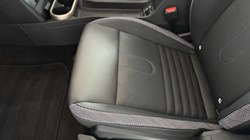 2025 (25) MINI COOPER 2.0 S Classic 5dr Auto 5590824