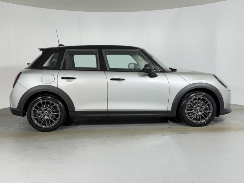 2025 (25) MINI COOPER 2.0 S Classic 5dr Auto 5590838
