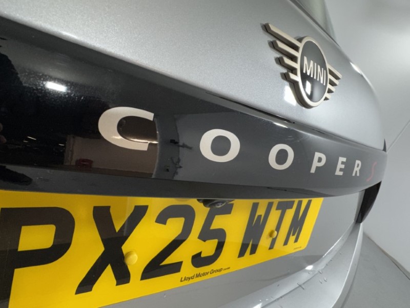 2025 (25) MINI COOPER 2.0 S Classic 5dr Auto 5590809