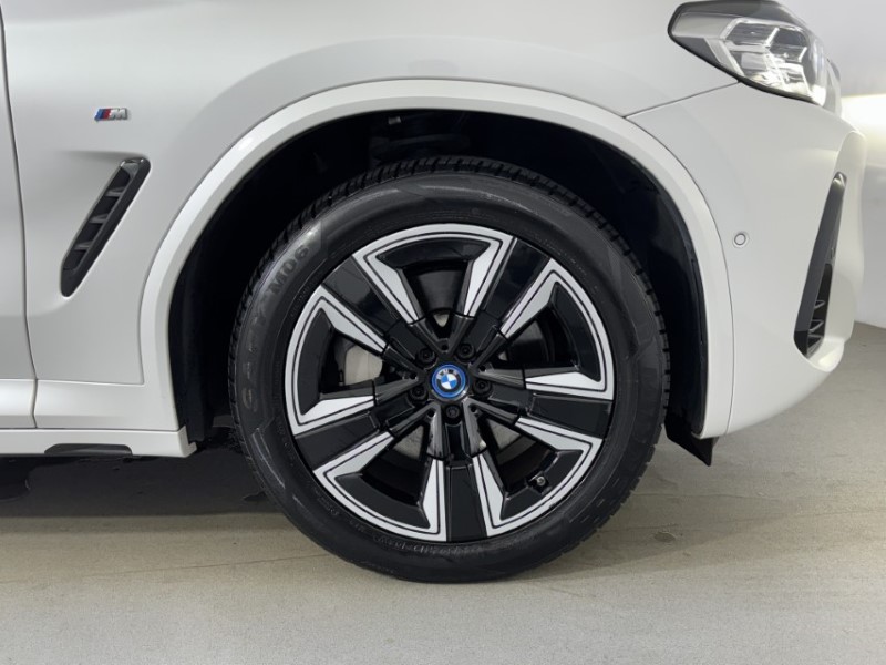 2023 (23) BMW iX3 210kW M Sport 80kWh 5dr Auto 5599300