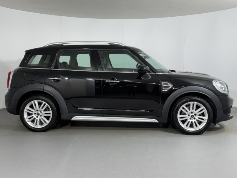 2020 (69) MINI COUNTRYMAN 1.5 Cooper Exclusive 5dr 5582811