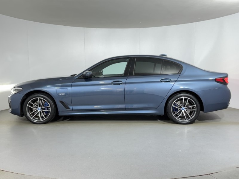 2023 (23) BMW 5 SERIES 530e M Sport 4dr Auto 5580979