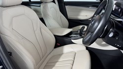 2023 (23) BMW 5 SERIES 530e M Sport 4dr Auto 5580947
