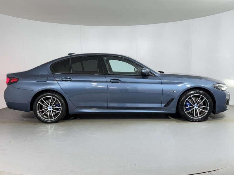 2023 (23) BMW 5 SERIES 530e M Sport 4dr Auto 5582722