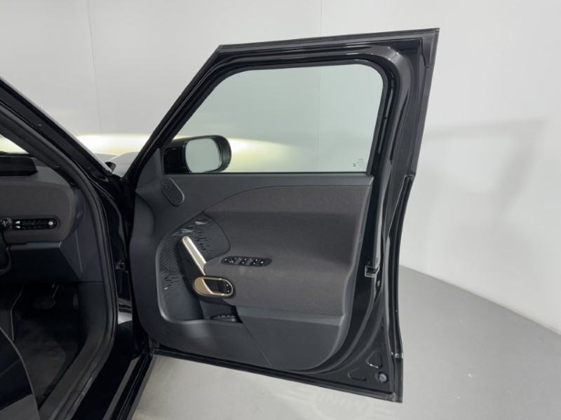 2025 (75) MINI ACEMAN 160kW SE Sport 54kWh 5dr Auto 5604223