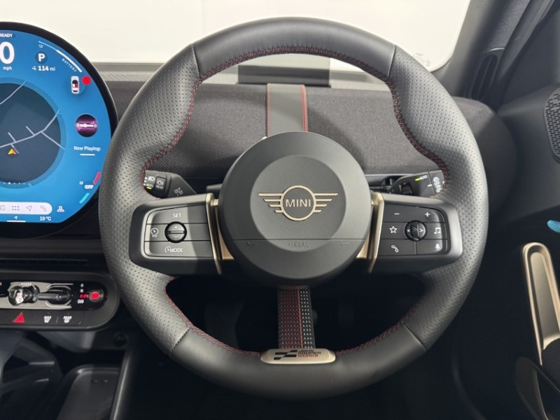 2025 (75) MINI ACEMAN 160kW SE Sport 54kWh 5dr Auto 5604205