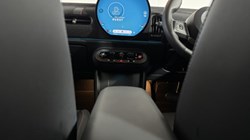 2024 (74) MINI COOPER 1.5 C Sport 3dr Auto 5583697