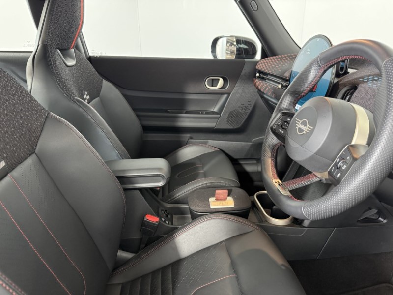 2024 (74) MINI COOPER 1.5 C Sport 3dr Auto 5580694