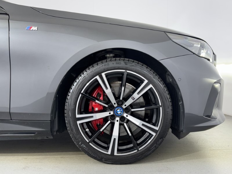 2025 (75) BMW I5 250kW eDrive40 M Sport Pro 84kWh 5dr Auto 5588201