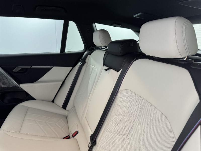 2025 (75) BMW I5 250kW eDrive40 M Sport Pro 84kWh 5dr Auto 5588209