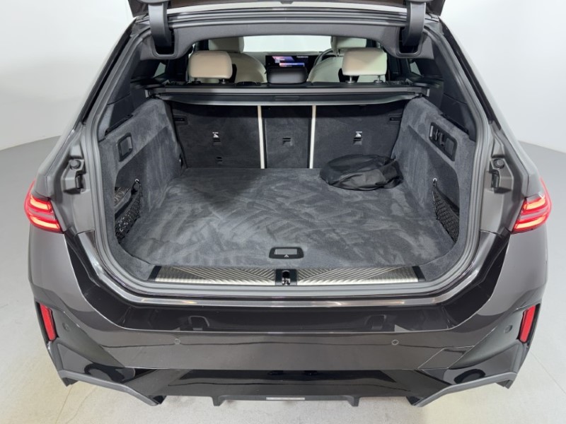2025 (75) BMW I5 250kW eDrive40 M Sport Pro 84kWh 5dr Auto 5588207