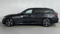 2024 (74) BMW 3 SERIES 320i M Sport 5dr Step Auto 5595120