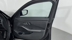 2024 (74) BMW 3 SERIES 320i M Sport 5dr Step Auto 5595099