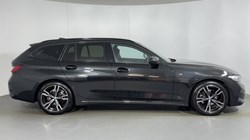 2024 (74) BMW 3 SERIES 320i M Sport 5dr Step Auto 5595125