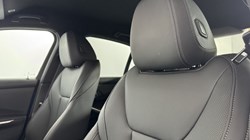 2025 (75) BMW 3 SERIES 320i M Sport 4dr Step Auto 5616548