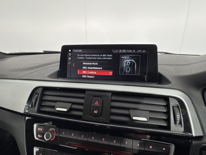 2019 (19) BMW 1 SERIES 120d xDrive M Sport Shadow Ed 5dr Step Auto 5597398