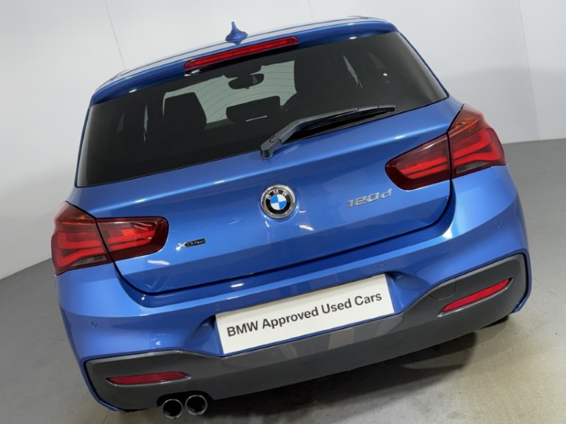 2019 (19) BMW 1 SERIES 120d xDrive M Sport Shadow Ed 5dr Step Auto 5597418