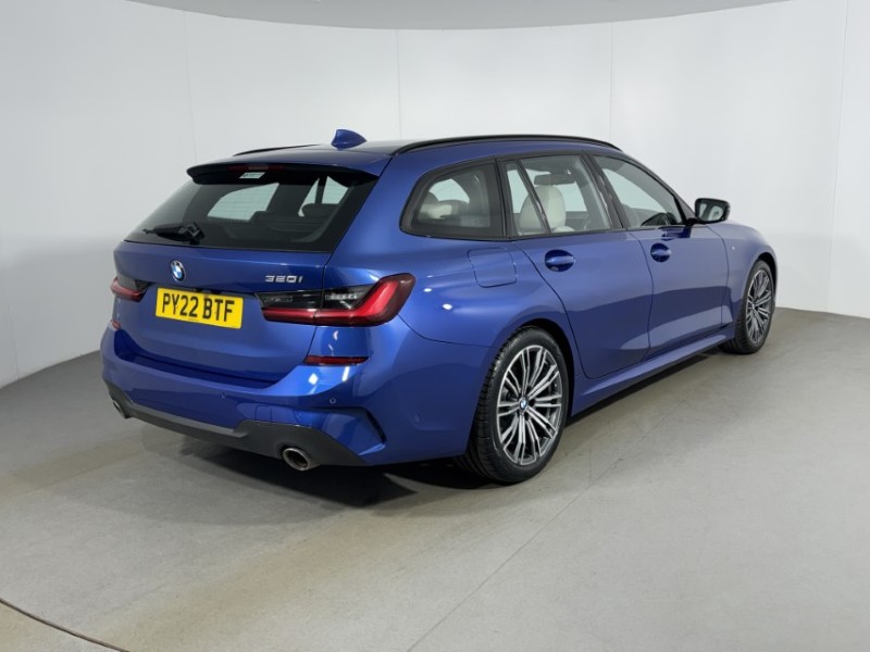 2022 (22) BMW 3 SERIES 320i M Sport 5dr Step Auto 5591175