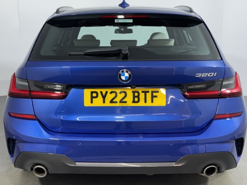 2022 (22) BMW 3 SERIES 320i M Sport 5dr Step Auto 5591165