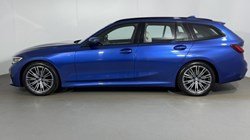 2022 (22) BMW 3 SERIES 320i M Sport 5dr Step Auto 5591161
