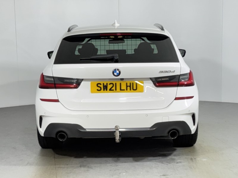 2021 (21) BMW 3 SERIES 330d MHT M Sport 5dr Step Auto 5590988