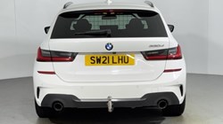 2021 (21) BMW 3 SERIES 330d MHT M Sport 5dr Step Auto 5590988