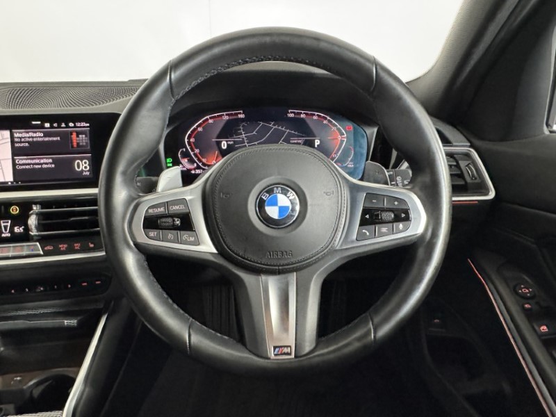2021 (21) BMW 3 SERIES 330d MHT M Sport 5dr Step Auto 5590947