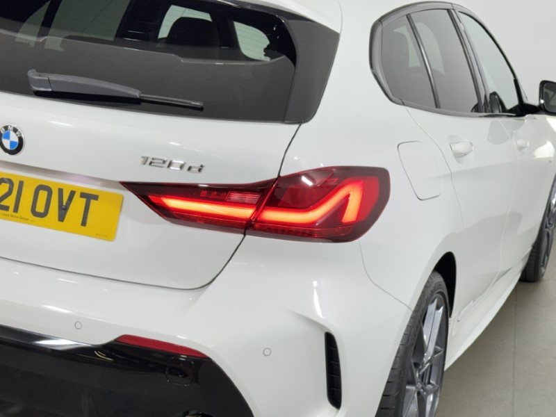 2021 (21) BMW 1 SERIES 120d M Sport 5dr Step Auto 5661072