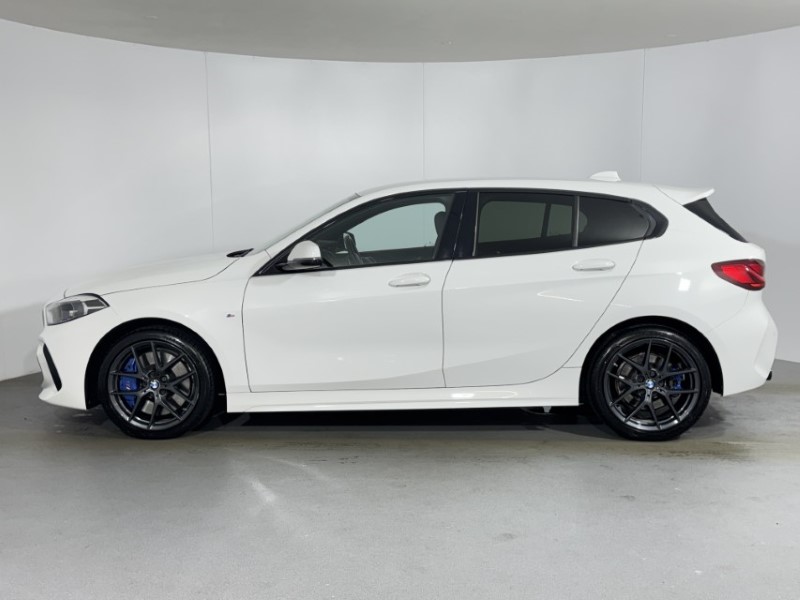 2021 (21) BMW 1 SERIES 120d M Sport 5dr Step Auto 5601943