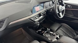 2021 (21) BMW 1 SERIES 120d M Sport 5dr Step Auto 5601937