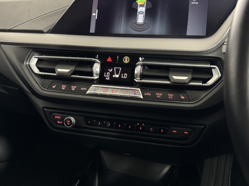 2021 (21) BMW 1 SERIES 120d M Sport 5dr Step Auto 5661083