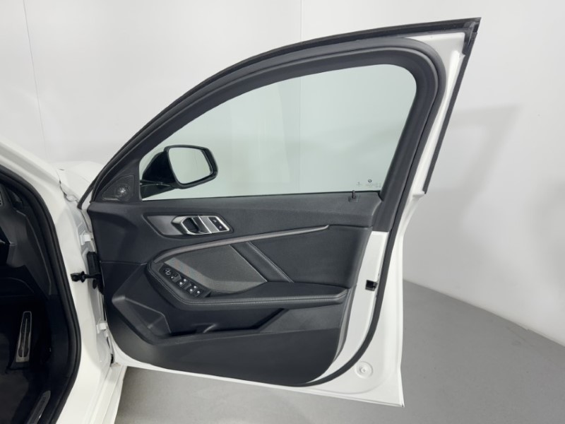 2021 (21) BMW 1 SERIES 120d M Sport 5dr Step Auto 5601926