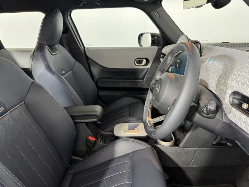 2025 (25) MINI COOPER 1.5 C Exclusive 5dr Auto 5609916