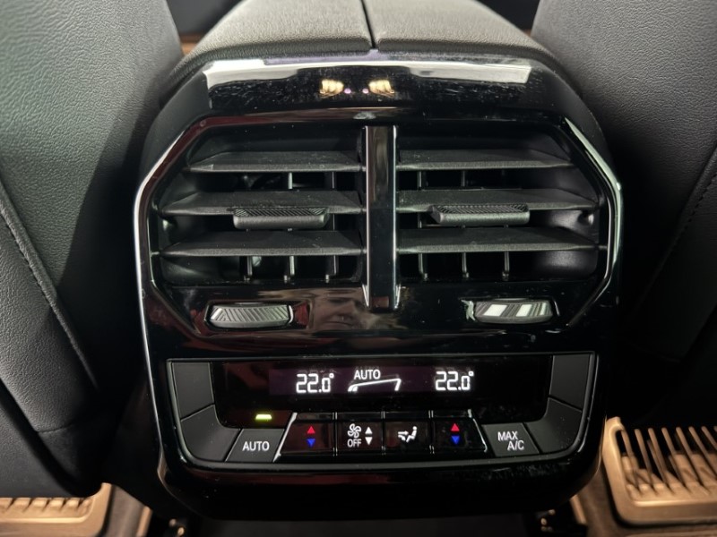 2023 (23) BMW iX 240kW xDrive40 M Sport 76.6kWh 5dr Auto 5610381
