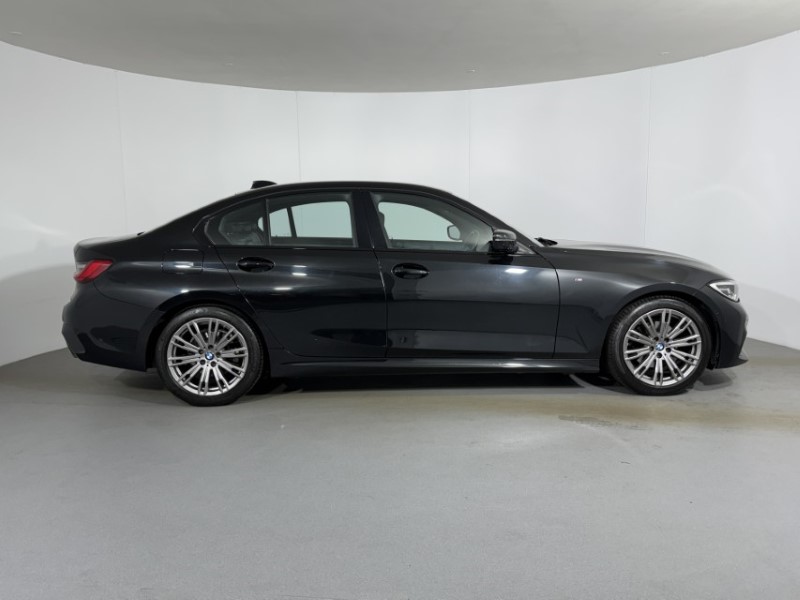 2020 (70) BMW 3 SERIES 320i M Sport 4dr Step Auto 5642373