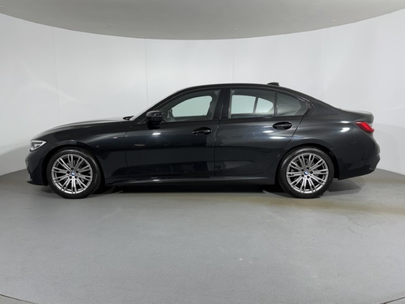 2020 (70) BMW 3 SERIES 320i M Sport 4dr Step Auto 5642378