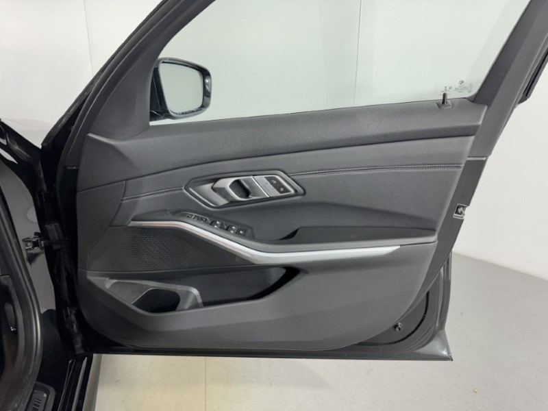 2020 (70) BMW 3 SERIES 320i M Sport 4dr Step Auto 5642337