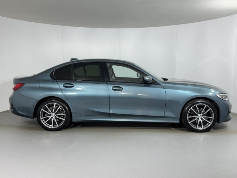 2019 (19) BMW 3 SERIES 320i Sport 4dr Step Auto 5608182