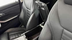 2019 (19) BMW 3 SERIES 320i Sport 4dr Step Auto 5608176