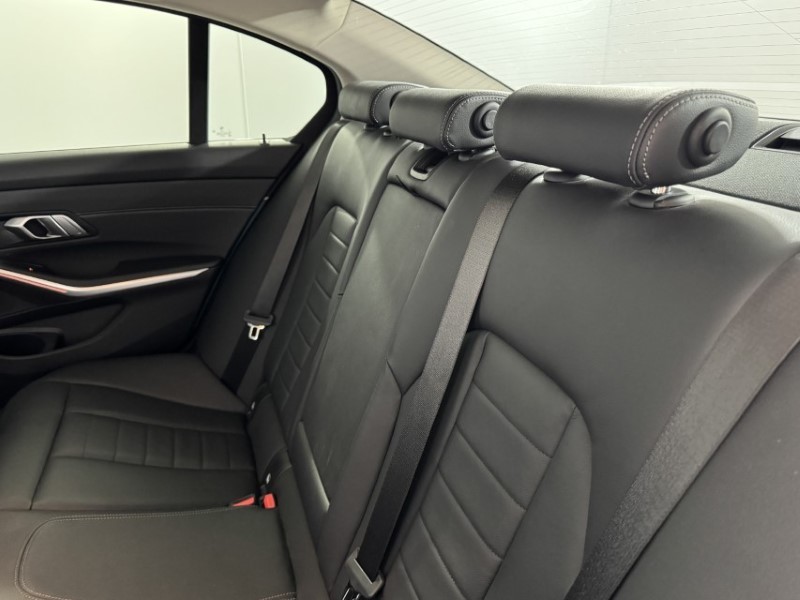 2019 (19) BMW 3 SERIES 320i Sport 4dr Step Auto 5608169
