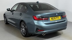 2019 (19) BMW 3 SERIES 320i Sport 4dr Step Auto 5608178